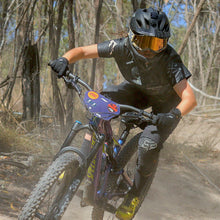 Load image into Gallery viewer, Women's All Mountain Raptor Jersey | Camo Green