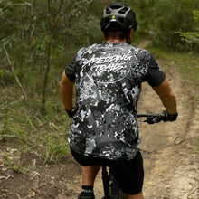 Load image into Gallery viewer, Men's All Mountain Raptor Jersey | Camo Black