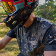 Load image into Gallery viewer, Youth All Mountain Raptor Jersey | Camo Green